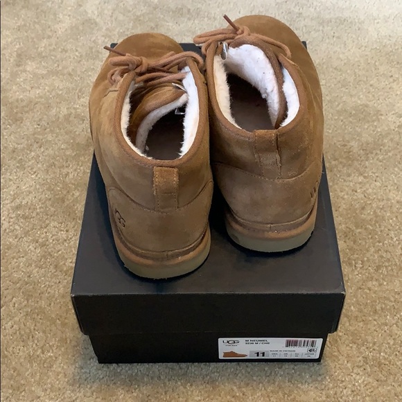 Men’s uggs - Picture 2 of 3